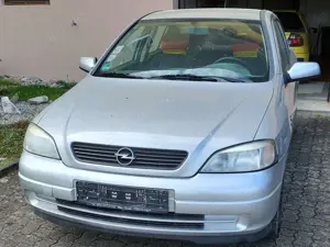 Opel Astra 1.6 Bild 1