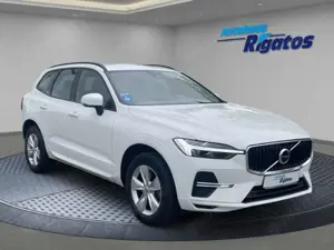 Volvo XC60 B4 2WD Momentum Mild-Hybrid Autom. Navigationssyst