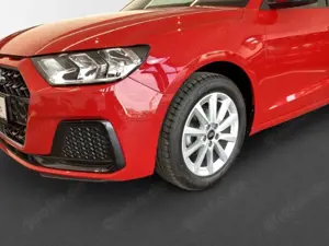Audi A1 Sportback advanced 25TFSI S tronic Apple CarPlay S Bild 4