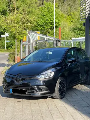 Renault Clio Renault Clio Bose Edition SHZ/RFK/PANO/BOSE
