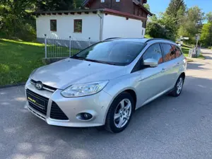 Ford Focus Turnier Sync Edition