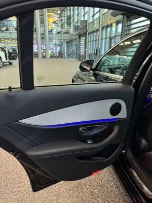 Mercedes-Benz E 220 Avantgarde I 360 Kamera I Distr.Plus I Felgen Bild 4