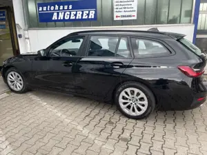 BMW 318 Automatic Advantage AHK, LED, Navi, Top Zustand Bild 5