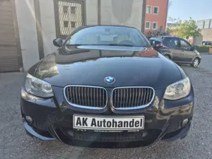 BMW 330 3 Cabrio/Roadster 330d M Paket Sport Aut Navi Bild 2