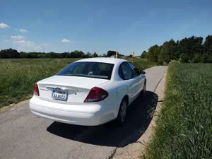 Ford Taurus SE US Car USA Bild 5