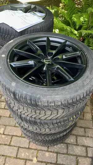 Winterkompletträder Cupra Formentor 18" Borbet LX18 Black Matt + Hankook W330 245 45 R18 neuwertig