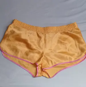 Nassen Slip für Dich zum Schnüffeln 
