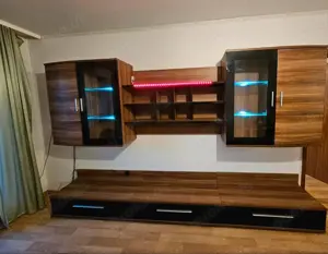 Wohnwand ( Wohnzimmer-Set 6-Teilig)