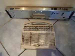 Viele diverse Ersatzteile für Geschirrspüler   Spülmaschine SIEMENS SE64A560 42, BOSCH, CONSTRUCTA Bild 6
