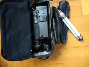 Videokamera Philips VR6830 mit BILORET-Stativ und Zubehör, mit Tragetasche  Bild 8