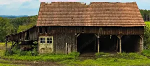 Halle   große Garage   Scheune   Garten