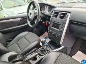 Mercedes-Benz B 180 B -Klasse BlueEfficiency