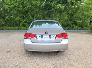 Honda Civic Hybrid Lim.*Navi*Aut*LMF*SZH*Klimaaut*TÜV* Bild 3