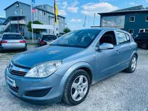 Opel Astra Navi - EURO 4 - AHK - SHZ - 1. HAND - HAGELSCHADEN Bild 3