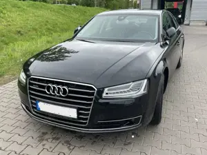 Audi A8 A8 3.0 TDI DPF clean diesel quattro tiptronic Bild 2