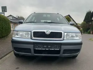 Skoda Octavia 1.6 Combi Tour
