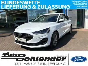 Ford Focus Titanium | KeyFree | Kamera | 8-fach bereift