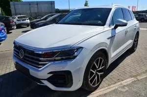 Volkswagen Touareg 3.0 V6 TDI R line Matrix LED Luft ACC AHK