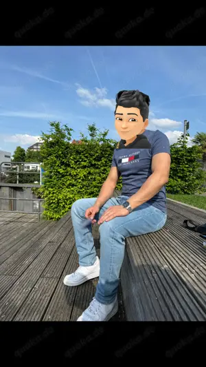Junge Mann Auf der Suche nach Reife und Mollige Damen zum Verwöhnen 
