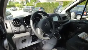 Opel Vivaro Kasten L1H1  2,9t // AHK // Klima // TOP -Zustand Bild 3