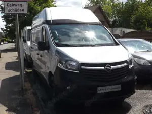 Opel Vivaro Kasten L1H1  2,9t // AHK // Klima // TOP -Zustand Bild 2