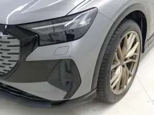 Audi Q4 e-tron qu. edition one Matrix