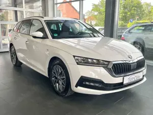 Skoda Octavia Combi Ambition 2.0 TDI "LED/VirtualC." Bild 3