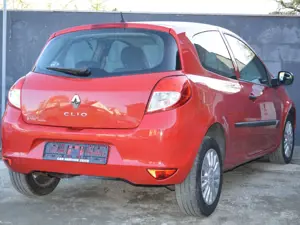 Renault Clio YAHOO!  *1.Hand *Nichtraucher Bild 5