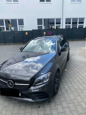 Mercedes-Benz C 300 C 300 d T 4Matic 9G-TRONIC AMG Line