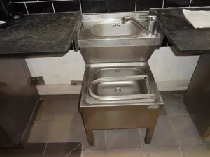 Gastro - Edelstahl  Spülbecken   Tisch B 50 cm