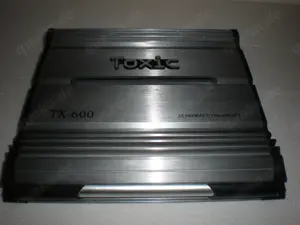 600 Watt 2-Kanal Autoendstufe Toxic TC 600, Stabis, Neonröhren