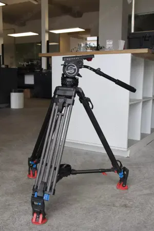 Sachtler Caddy Video 18 Video Stativ Kohlefaser Mittelspinne Bild 1
