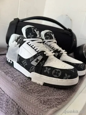 Louis Vuitton Trainers Bild 3