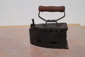 Altes Bügeleisen