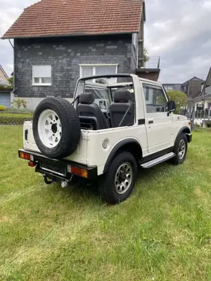 Suzuki SJ Samurai SJ 413 4x4 Allrad Cabrio Oldtimer