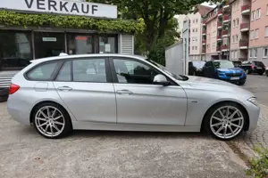 BMW 328 i Touring M-OPTIK/Bi-XENON/LEDER/TEMPOMAT Bild 5