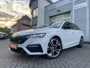 Skoda Octavia 2.0TDI DSG RS Navi+Matrix+ACC+el.Klappe