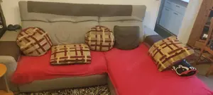 zu verschenken Große Liegecouch und Kaffeemaschine.  Bild 2