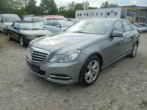Mercedes-Benz E 350 E350 CGI Aut.BlueEfficiency 4Matic~Sehr Gepflegt Bild 1
