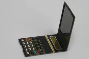 Taschenrechner Calculator Triumph Adler LCD Solar Mini 80er vintage Sammler 