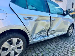 Skoda Fabia Style " UNFALLSCHADEN" "RESERVIERT" Bild 3