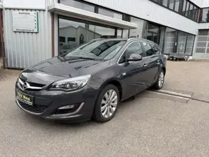 Opel Astra J  1.4Sports 16V Turbo 2 Hand Tüv neu AHK