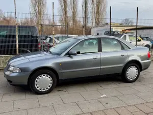 Audi A4 Bild 2
