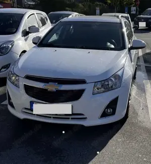 Chevrolet Cruze Station Wagon 1.7TD LT+ (Bilder folgen!) in weiß