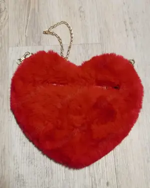 Plüsch Herz Tasche   Neu, unbenutzt!