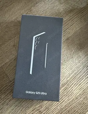 Samsung Galaxy S25 Ultra mit 256 GB in Titanium Schwarz (Neu & Versand möglich)