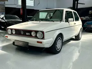 Volkswagen Golf 1 GTI PIRELLI EDITION