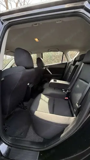 Mazda 3 1.6 MZR Exclusive-Line Bild 3