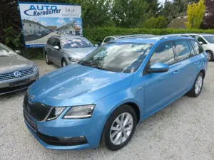 Skoda Octavia Combi Drive Bi-Xenon App Connect