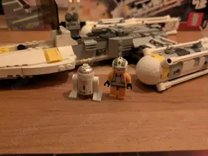 LEGO Set 7658 Y-Wing Bild 2